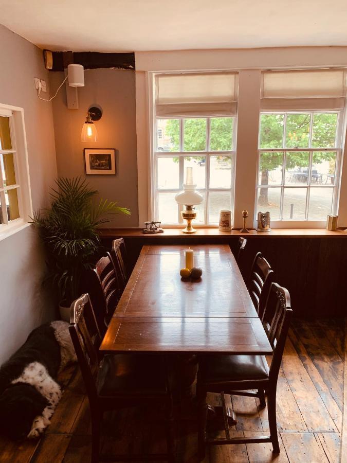 The Swan Inn Midhurst Εξωτερικό φωτογραφία