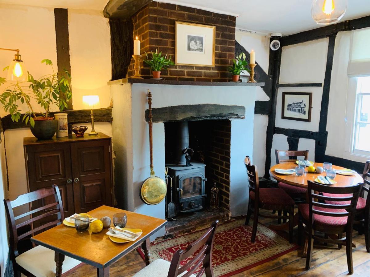 The Swan Inn Midhurst Εξωτερικό φωτογραφία