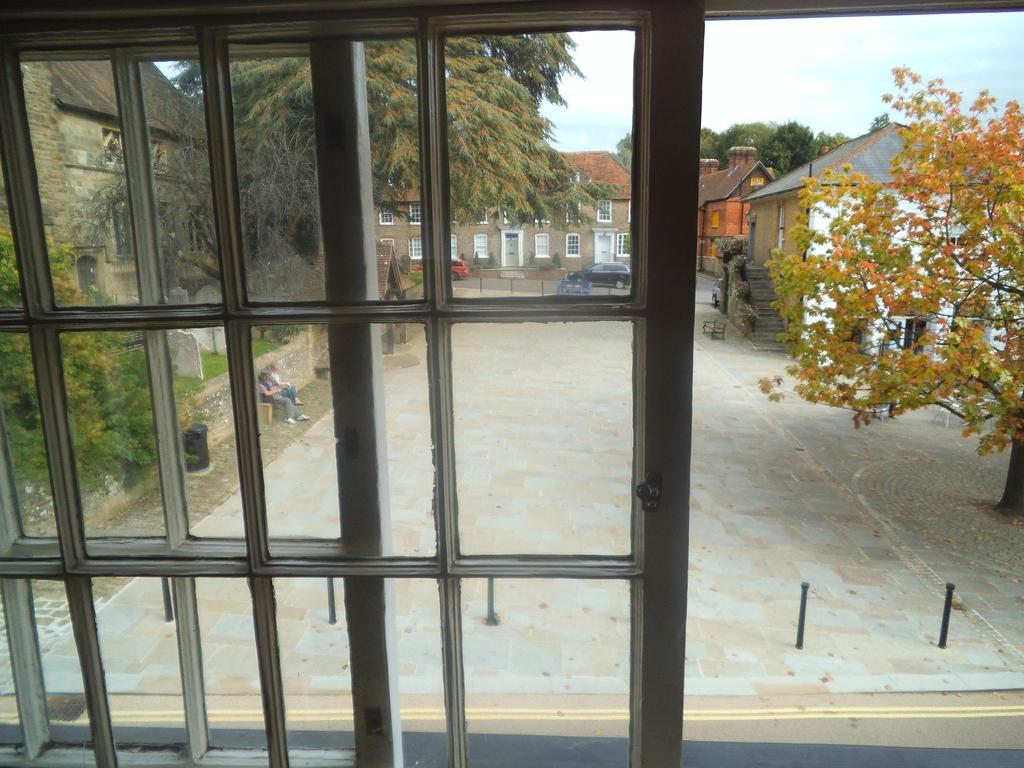 The Swan Inn Midhurst Δωμάτιο φωτογραφία